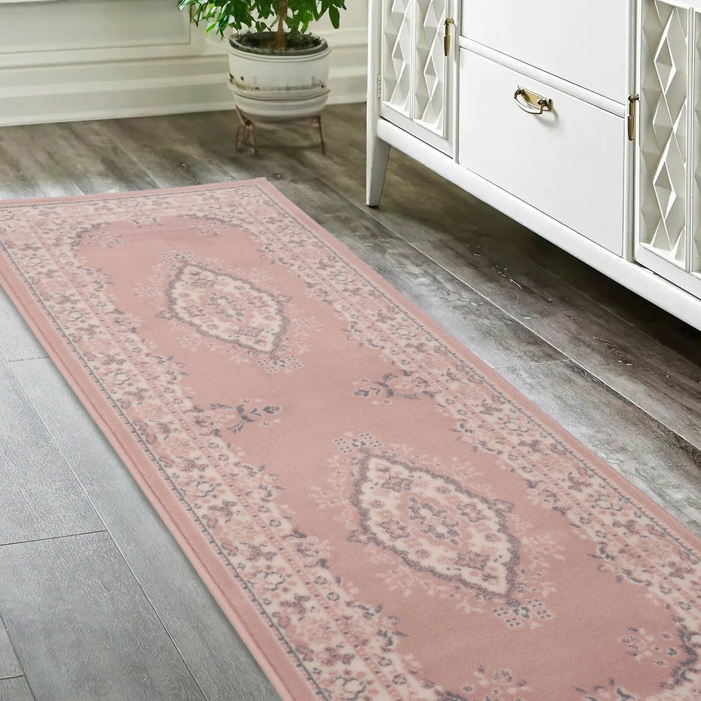 Maestro Blush Traditional Rug