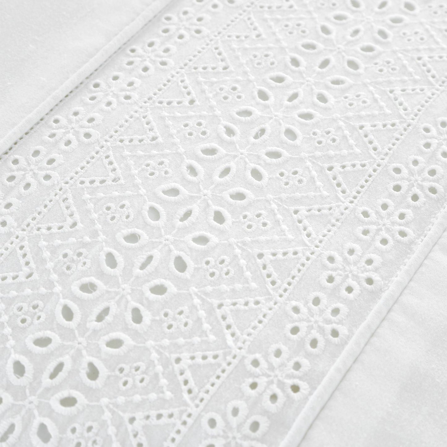 Broderie Anglaise White Duvet Cover Set