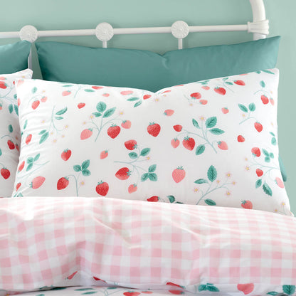 Strawberry Garden White/ Red Duvet Cover Set