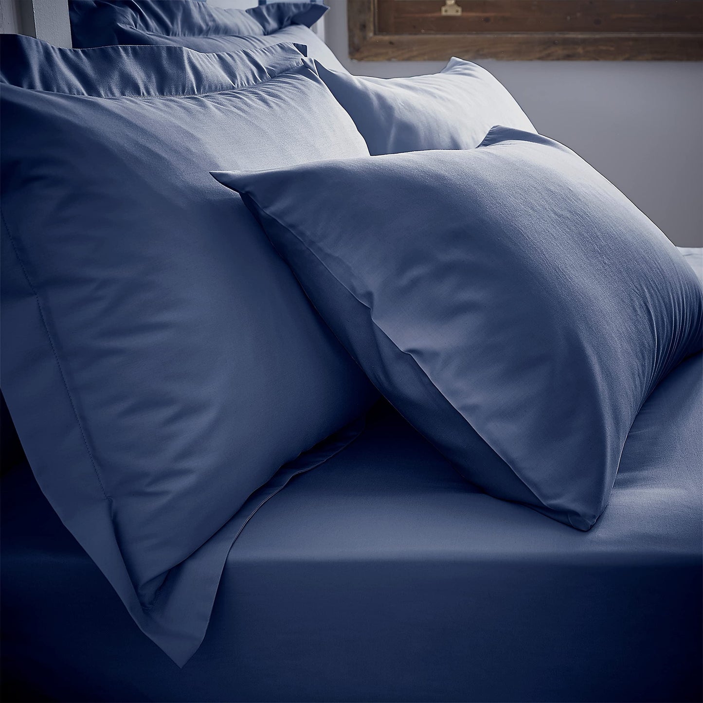 200TC Cotton Percale Navy Fitted Sheet