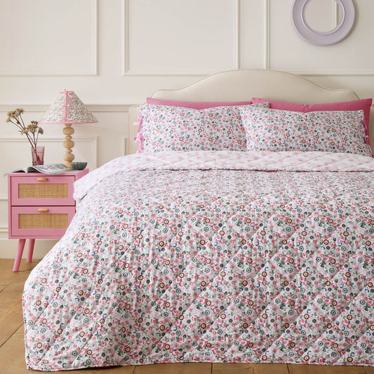 cath-kidston-pearly-queen-ditsy-cotton-quilted-bedspread-pink