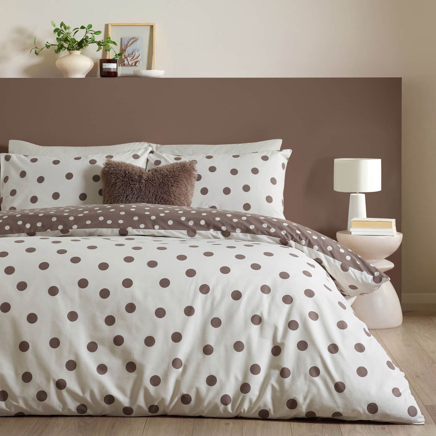 Catherine Lansfield Polka Dot Reversible Bedding Duvet Cover Set Chocolate