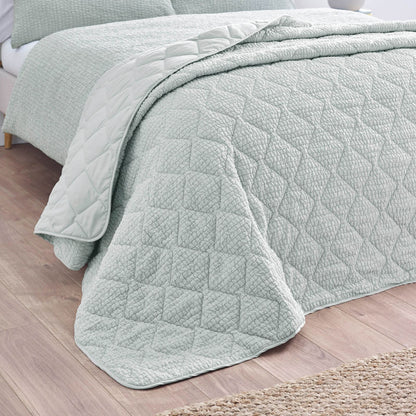 Catherine Lansfield Crinkle Seersucker Texture Bedspread Green - 220x220cm