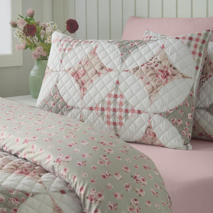 Catherine Lansfield Pinsonic Patchwork Reversible Bedding Duvet Cover Set Green