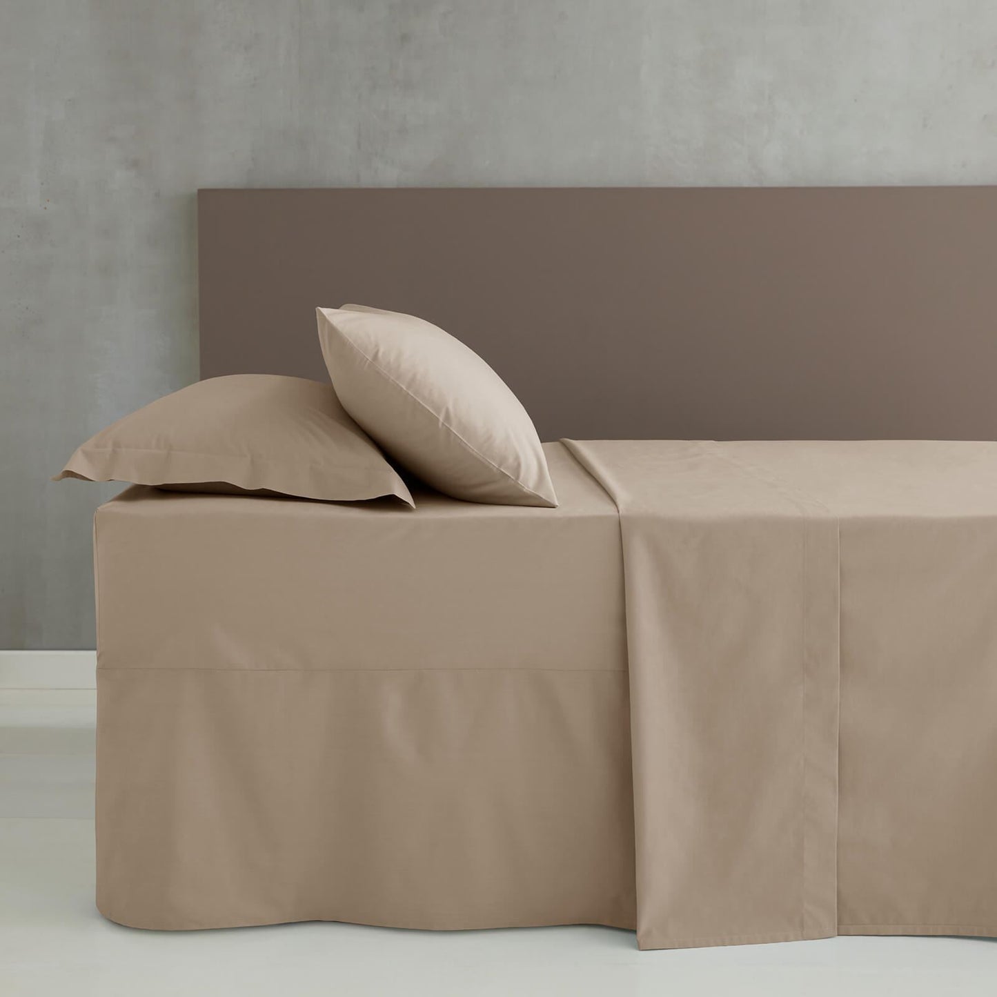 Easy Iron Percale Natural Fitted Sheet