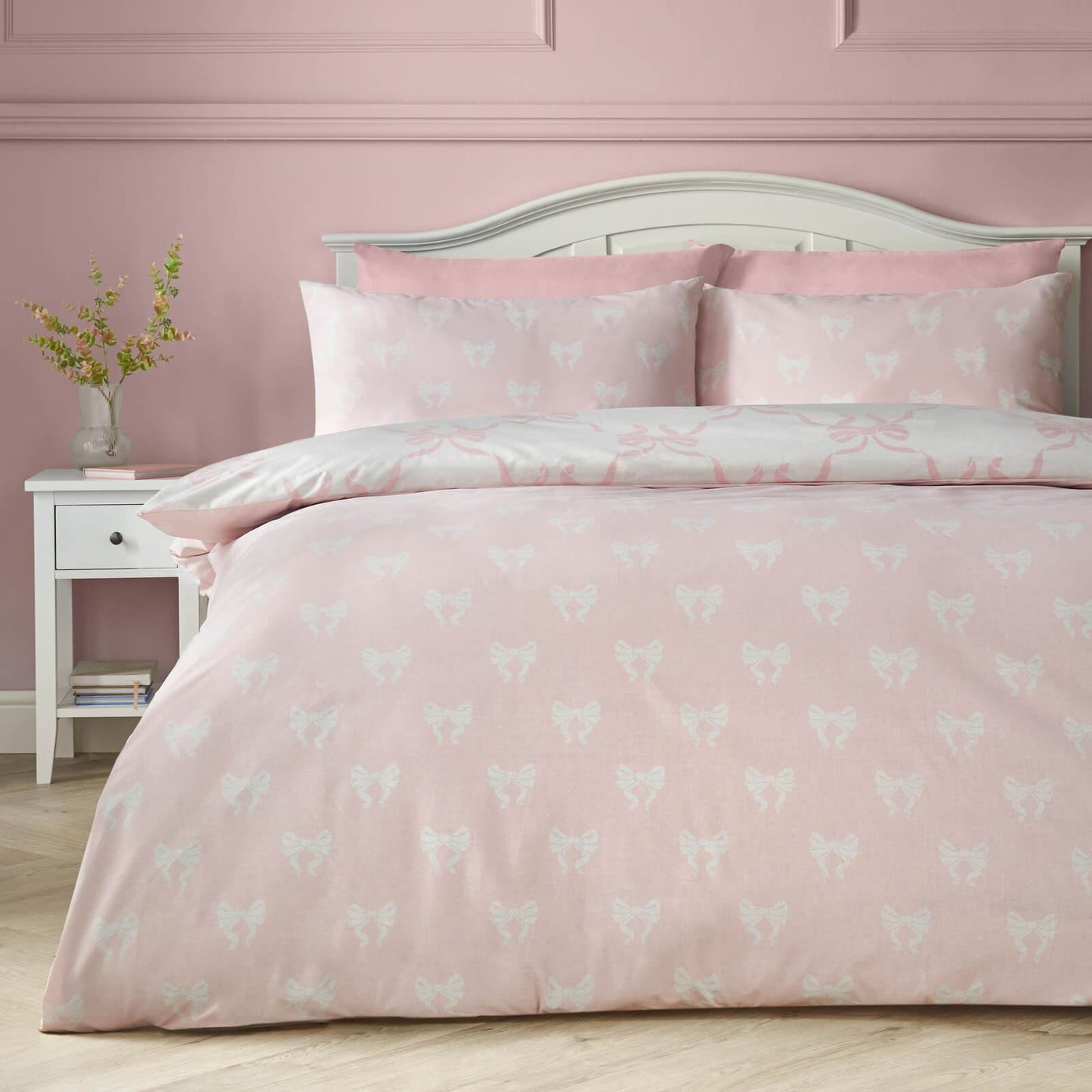 Catherine Lansfield Pretty Bows Reversible Bedding Duvet Cover Set Pink