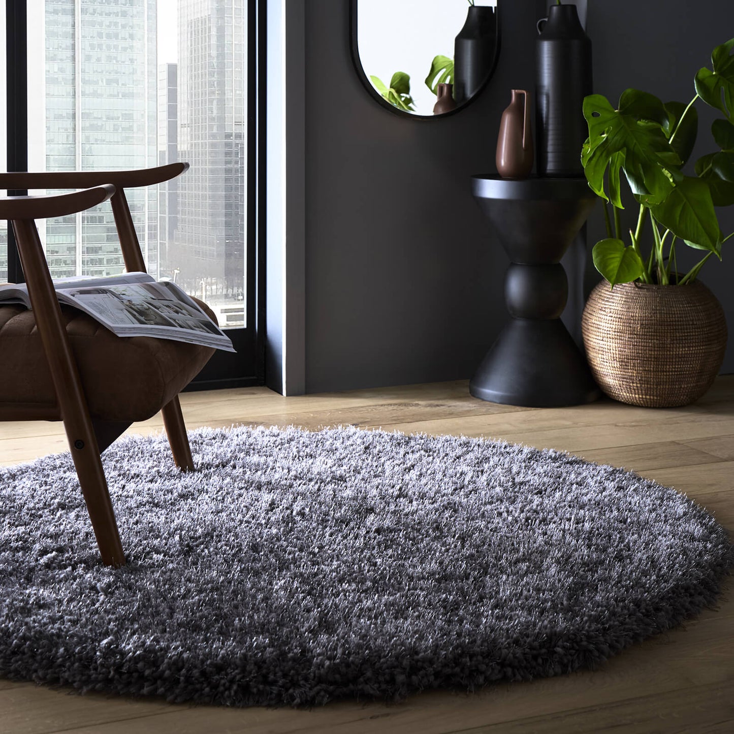 Chicago Grey and Silver Shaggy Circle Rugs