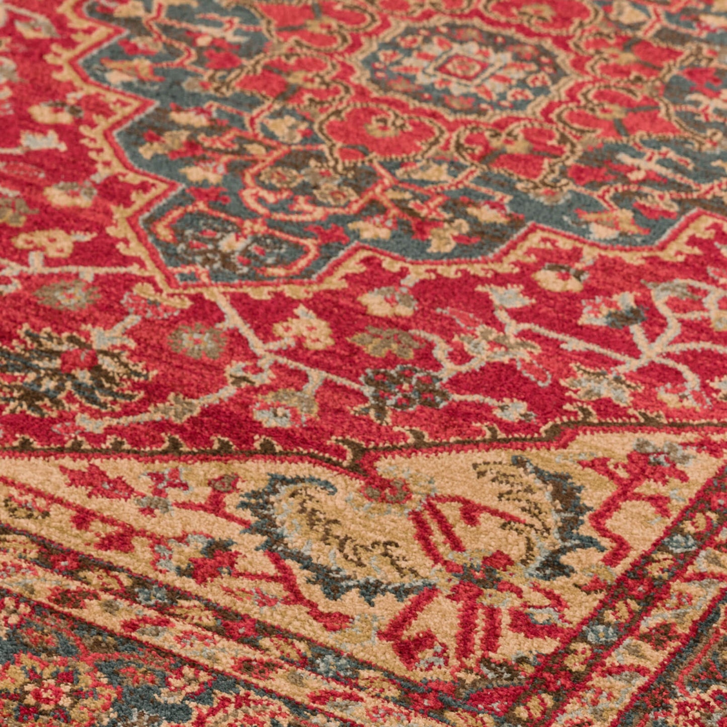 Asiatic Windsor WIN08 Red Rug