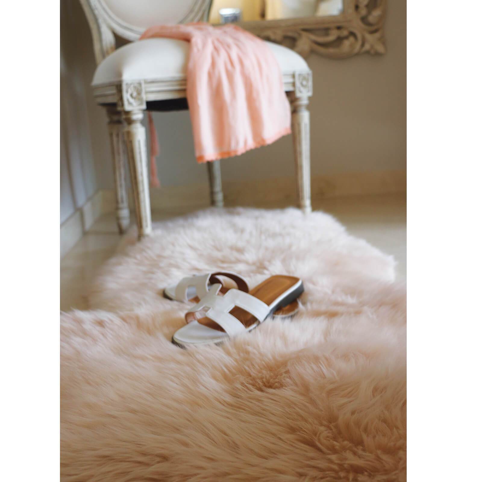 Origins Genuine Sheepskin Pink / Peach Rug