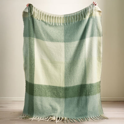 Catherine Lansfield Faux Mohair Check Green Blanket Throw - 130x170cm