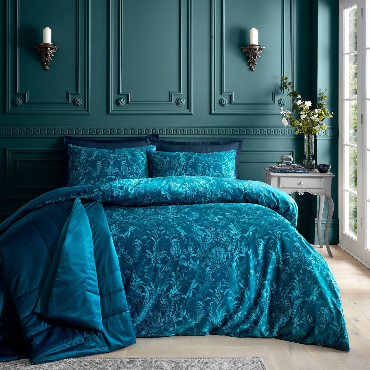 Regal Birds Teal Duvet Cover Set