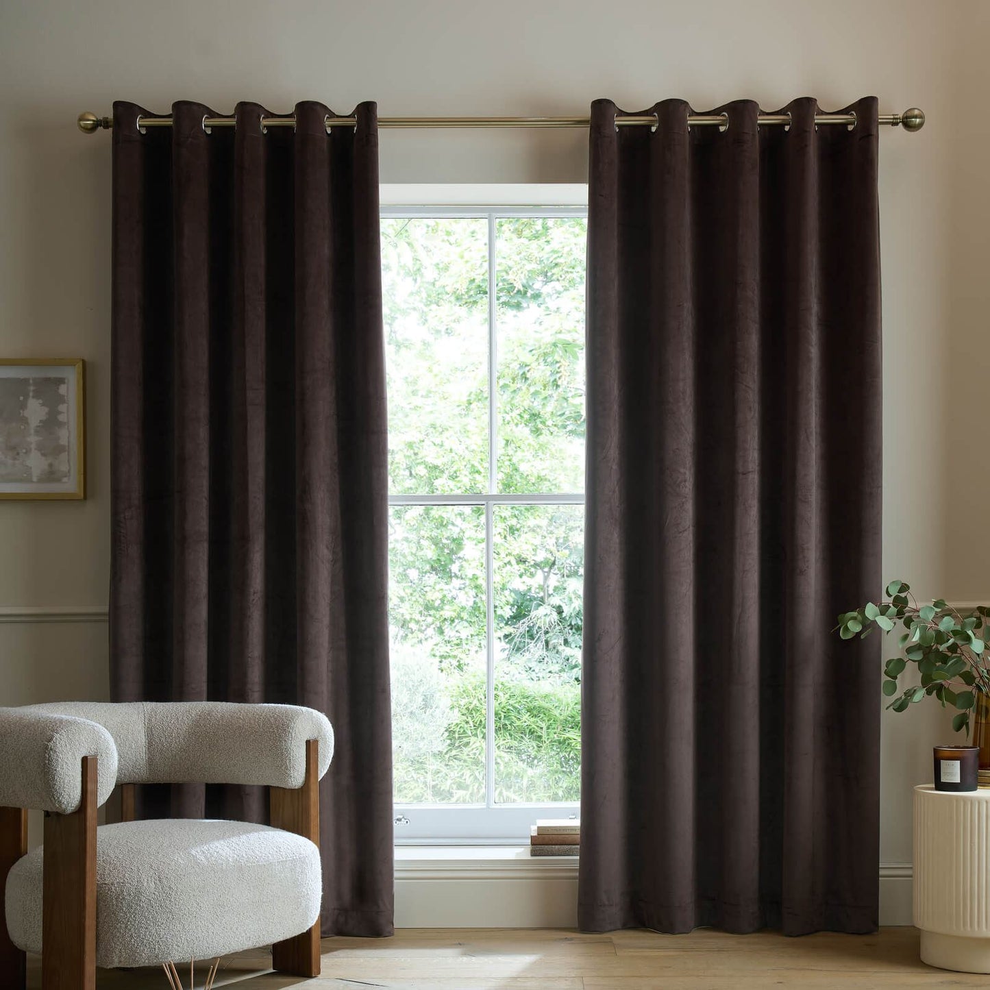 Catherine Lansfield Super Thermal Blackout Matt Velour Eyelet Door Panel Chocolate