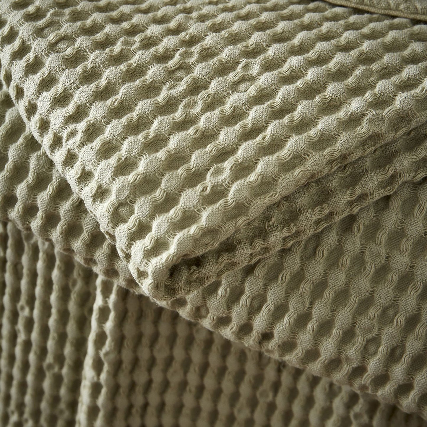 Pineapple Elephant Jaipur Chunky Waffle Sage Green Blanket Throw - 150x200cm