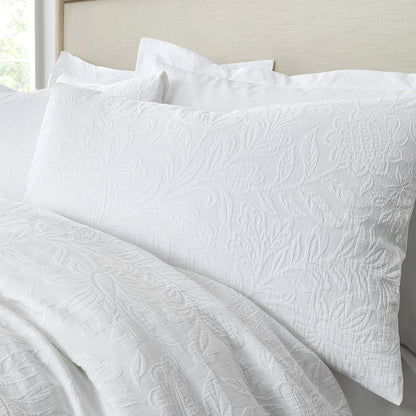Bianca Fleur Matelass� White Duvet Cover Set