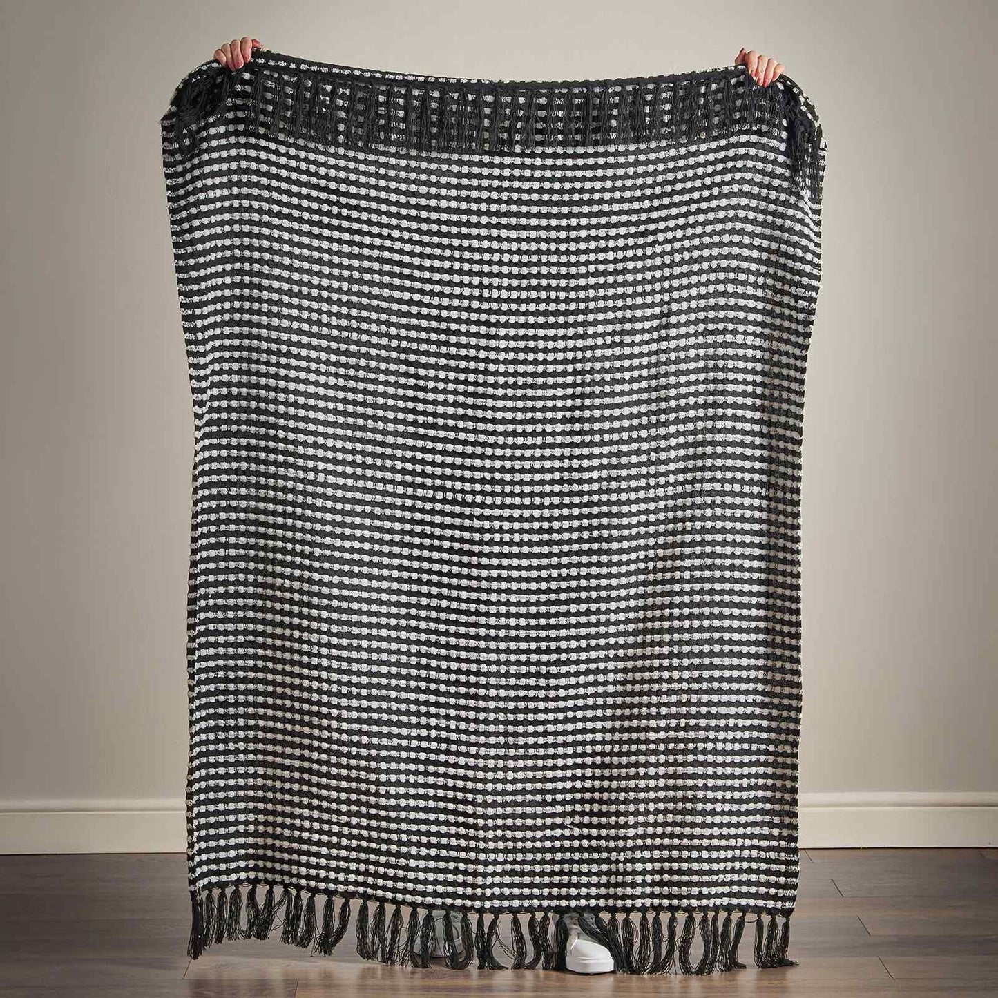 Stab Stitch Black Blanket Throw