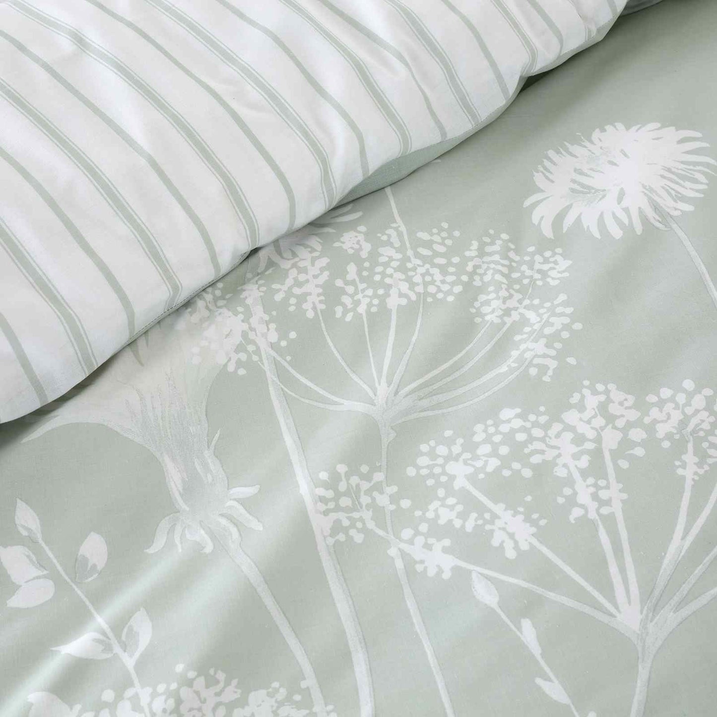 Meadowsweet Floral Green Duvet Cover Set