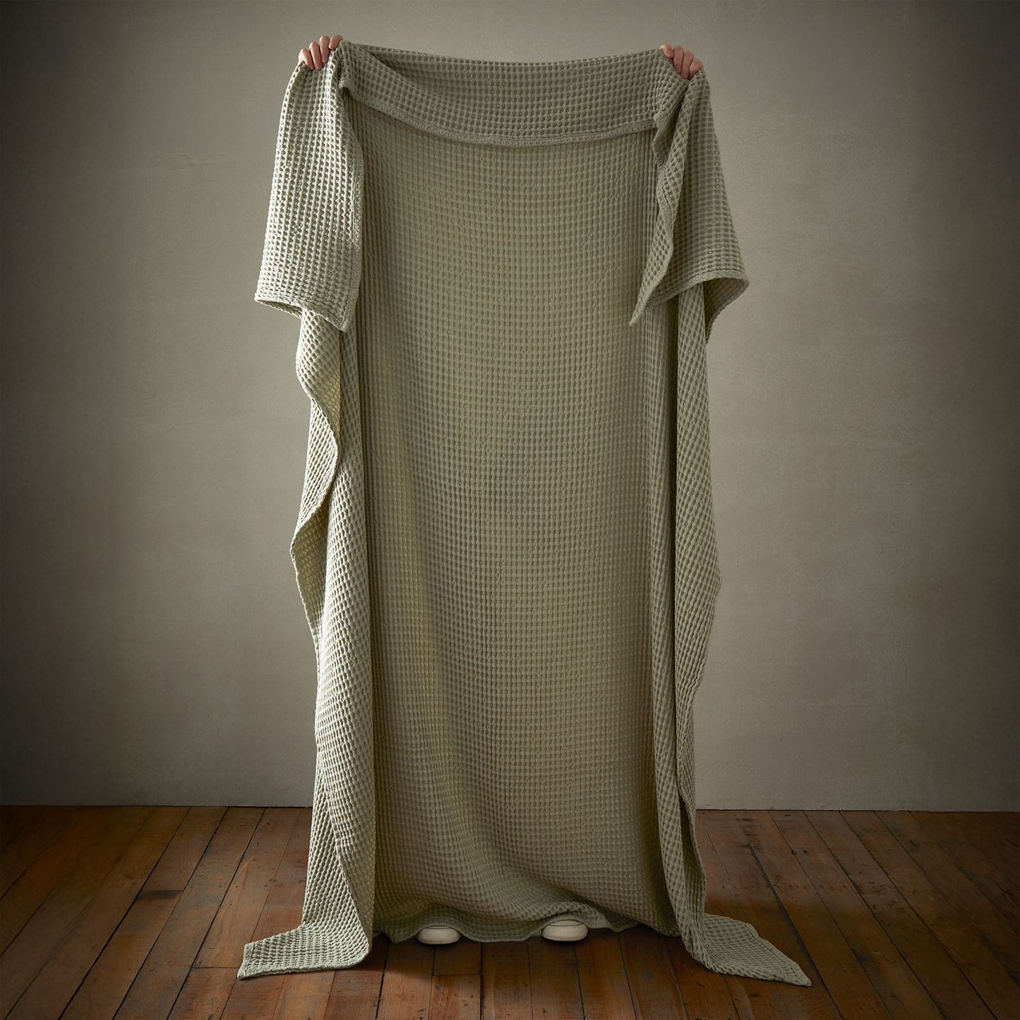 Pineapple Elephant Jaipur Chunky Waffle Sage Green Blanket Throw - 150x200cm