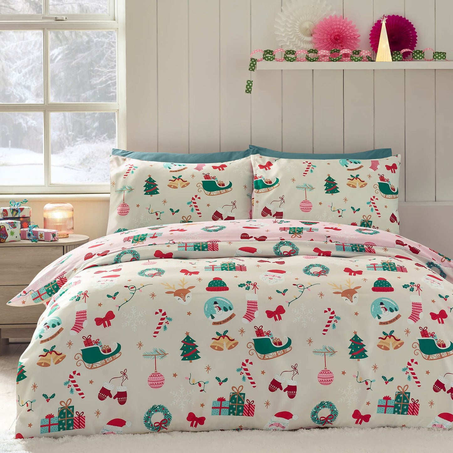 Catherine Lansfield Christmas Happy Holidays Reversible Bedding Duvet Cover Set Pink