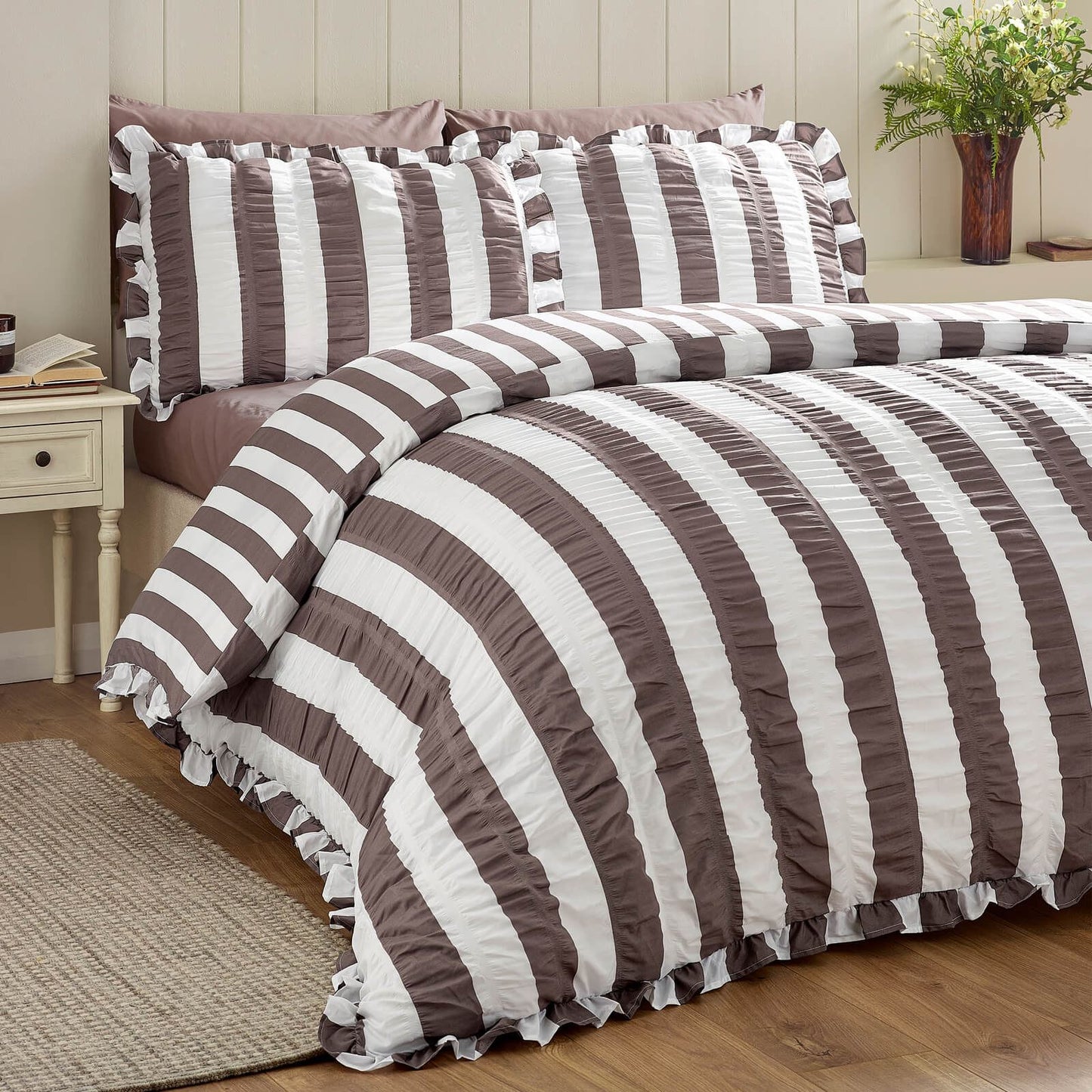 Catherine Lansfield Seersucker Frill Striped Bedding Duvet Cover Set Chocolate