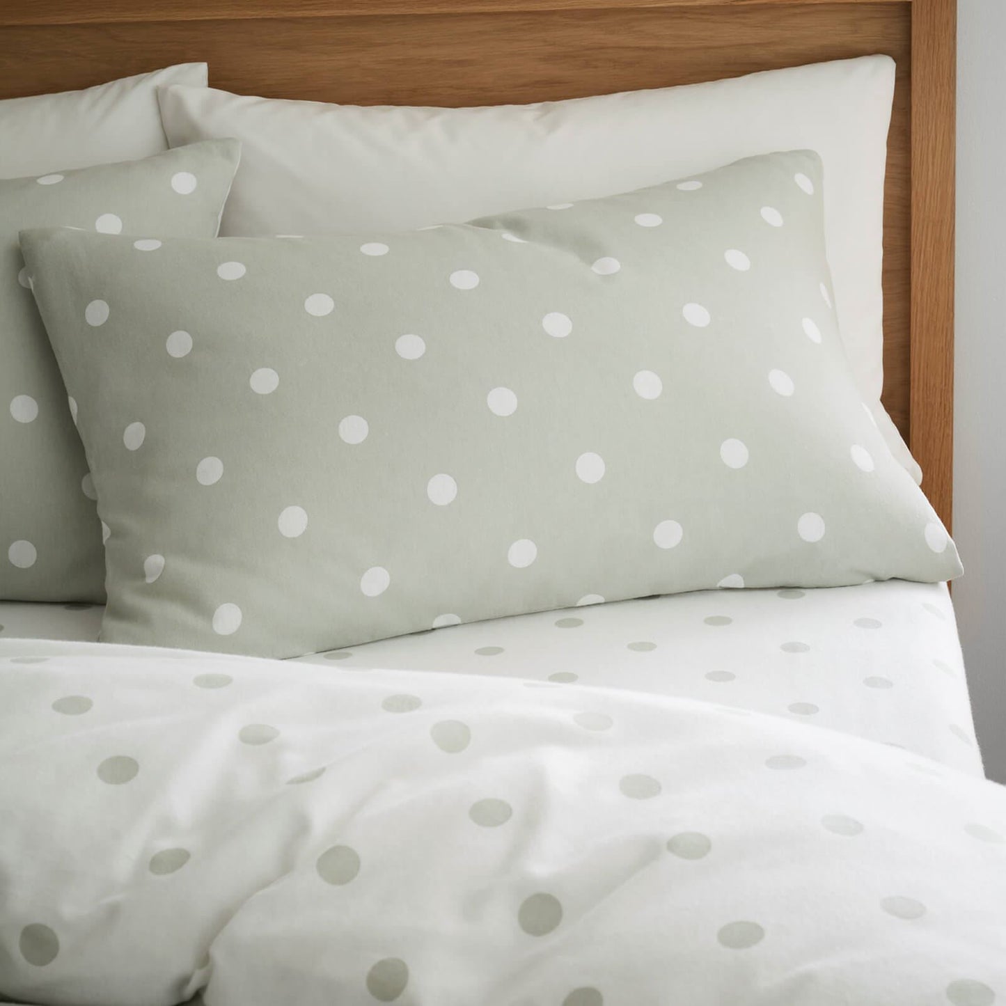 Brushed Polka Dot Green Duvet Cover Set