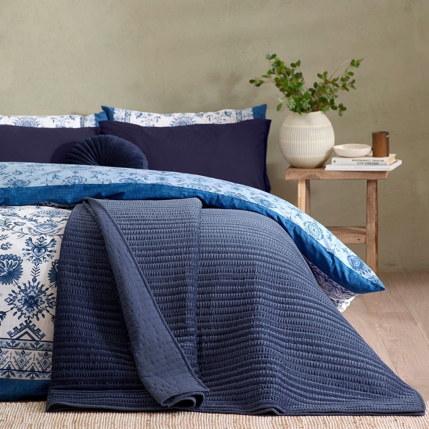 Catherine Lansfield Velvet Pinsonic Navy Blue Bedspread - 220x220cm