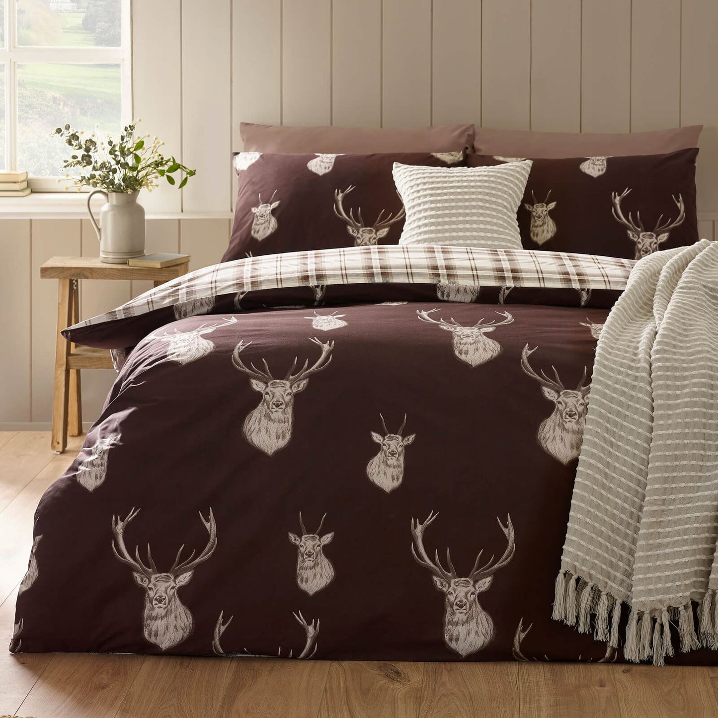 Catherine Lansfield Stag Checked Reversible Bedding Duvet Cover Set Chocolate