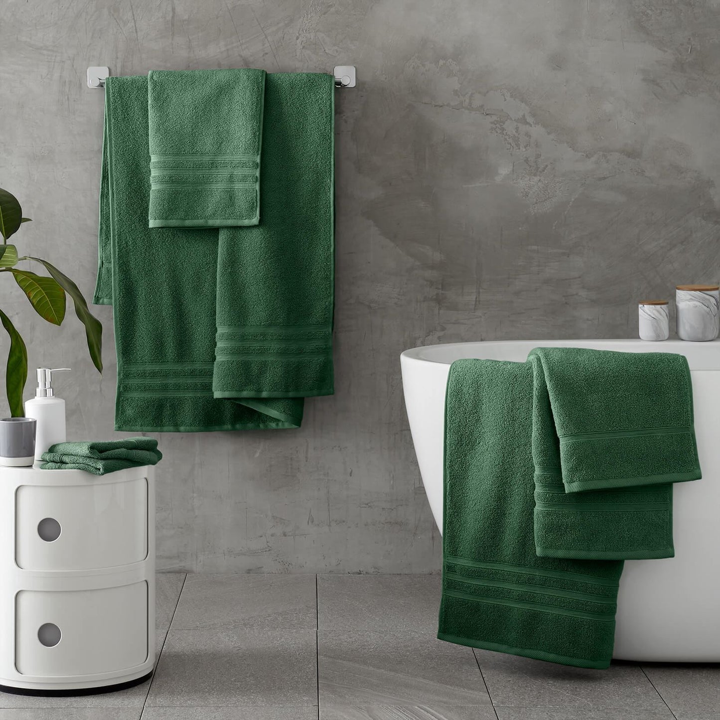 Zero Twist Dark Green Bath Sheet