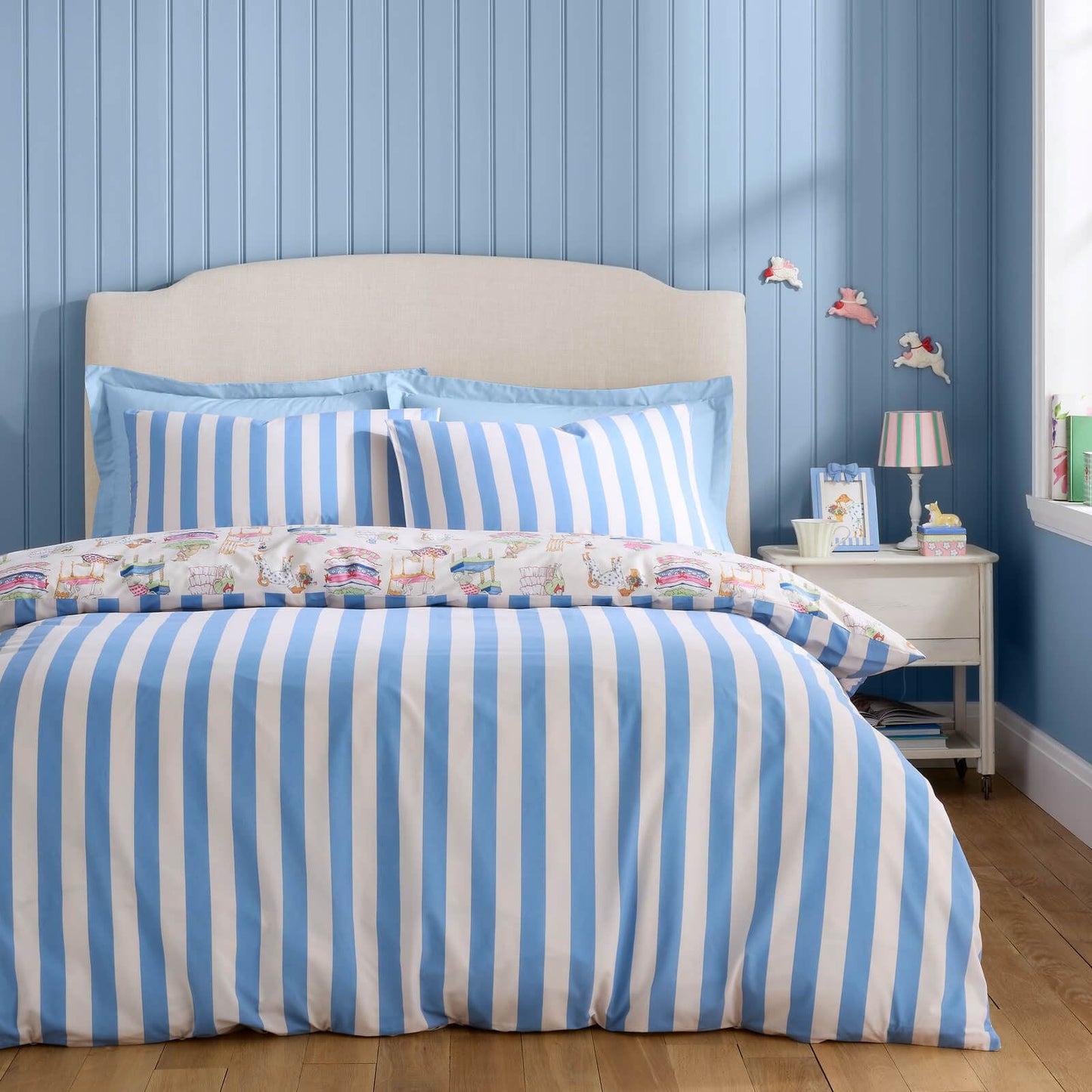 Cath Kidston Hackney Dogs Printed Reversible Bedding Duvet Cover Set Blue