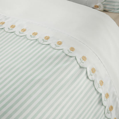 Catherine Lansfield Embroidered Daisy Sage Green Duvet Cover Set