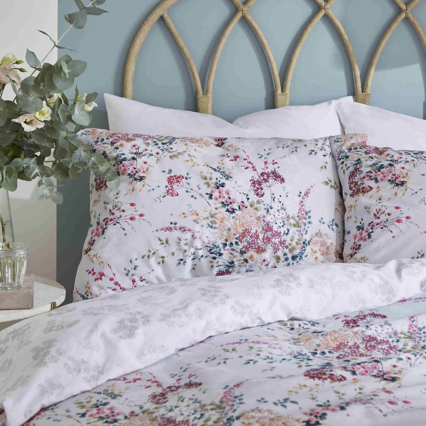 Dried Flowers Grey Duvet Set