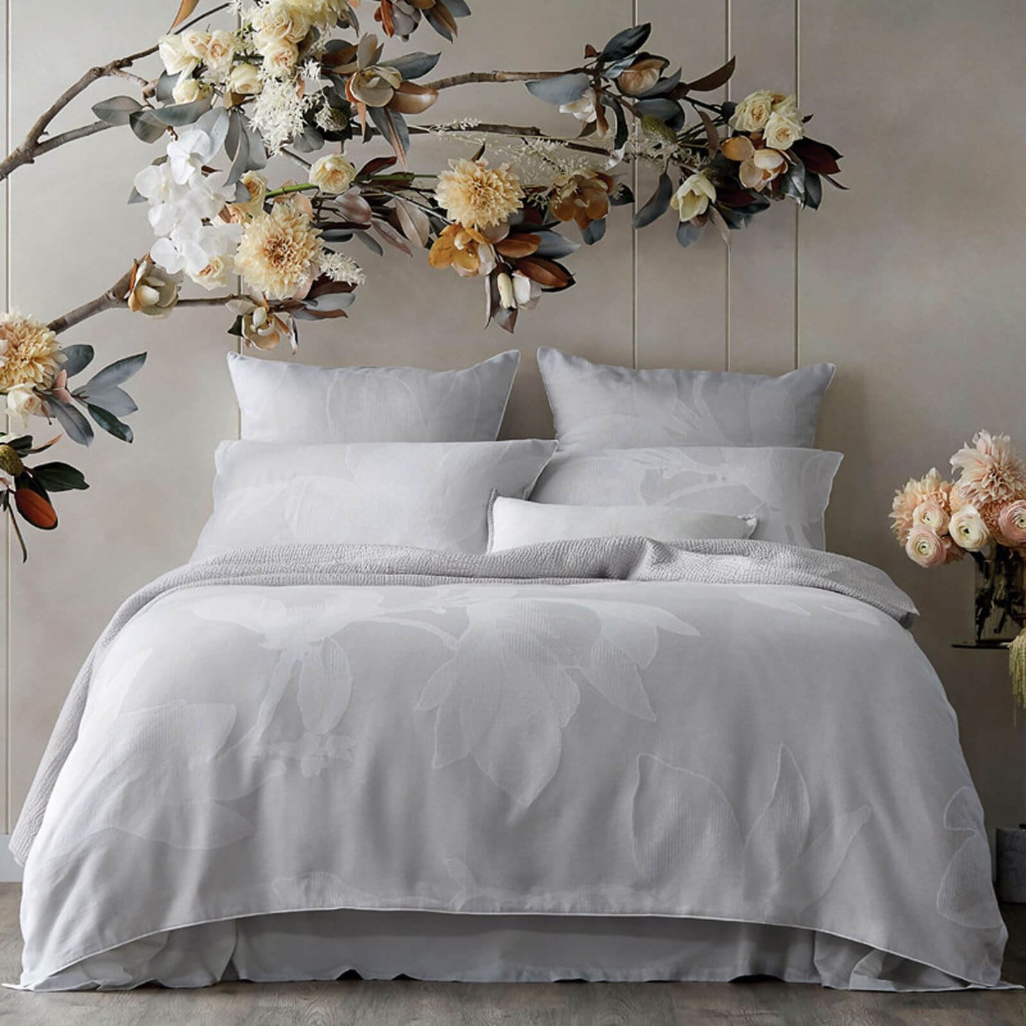 Illume Dove Duvet Set