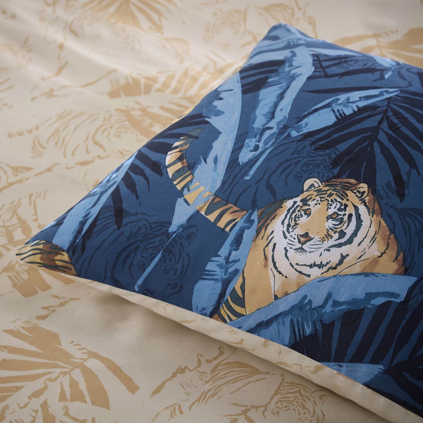 Tiger Blue Duvet Cover Set With Pillow Case