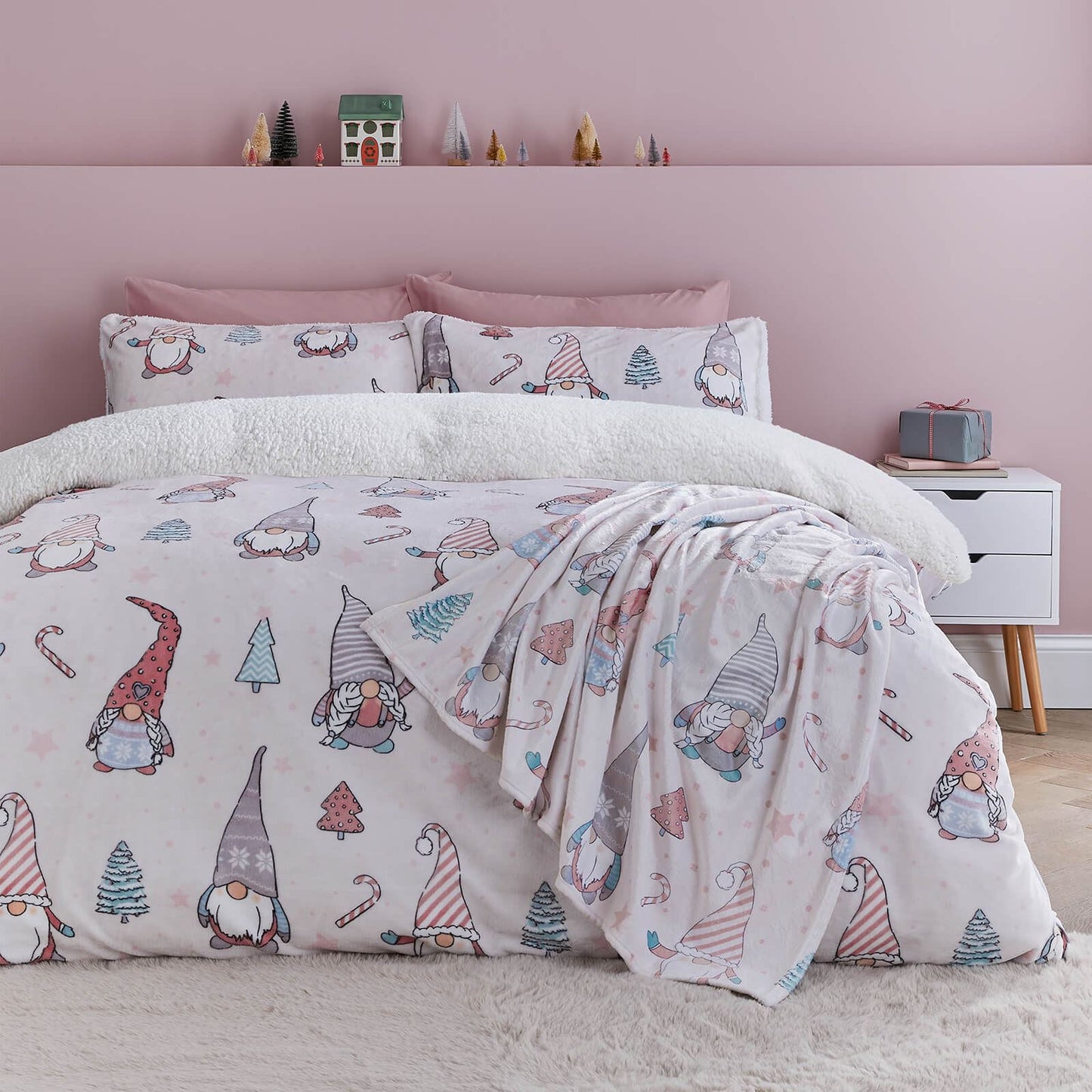 Christmas Festive Gnomes Pink Duvet Cover Set