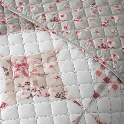 Catherine Lansfield Pinsonic Patchwork Quilted Bedspread Green - 220x230cm