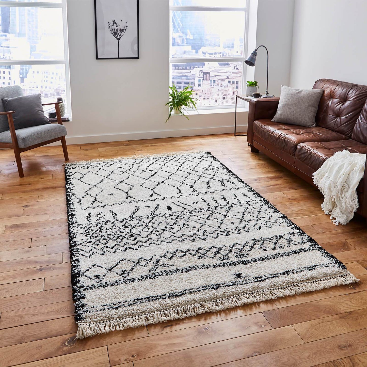 Think Rugs Boho 5402 Black / White Rug