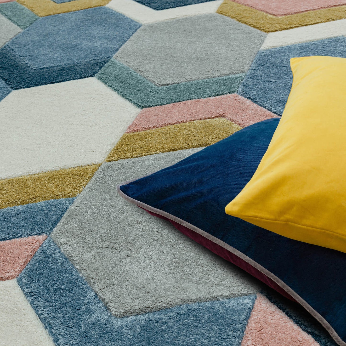 Asiatic Sketch SK10 Hexagon Multi Rug