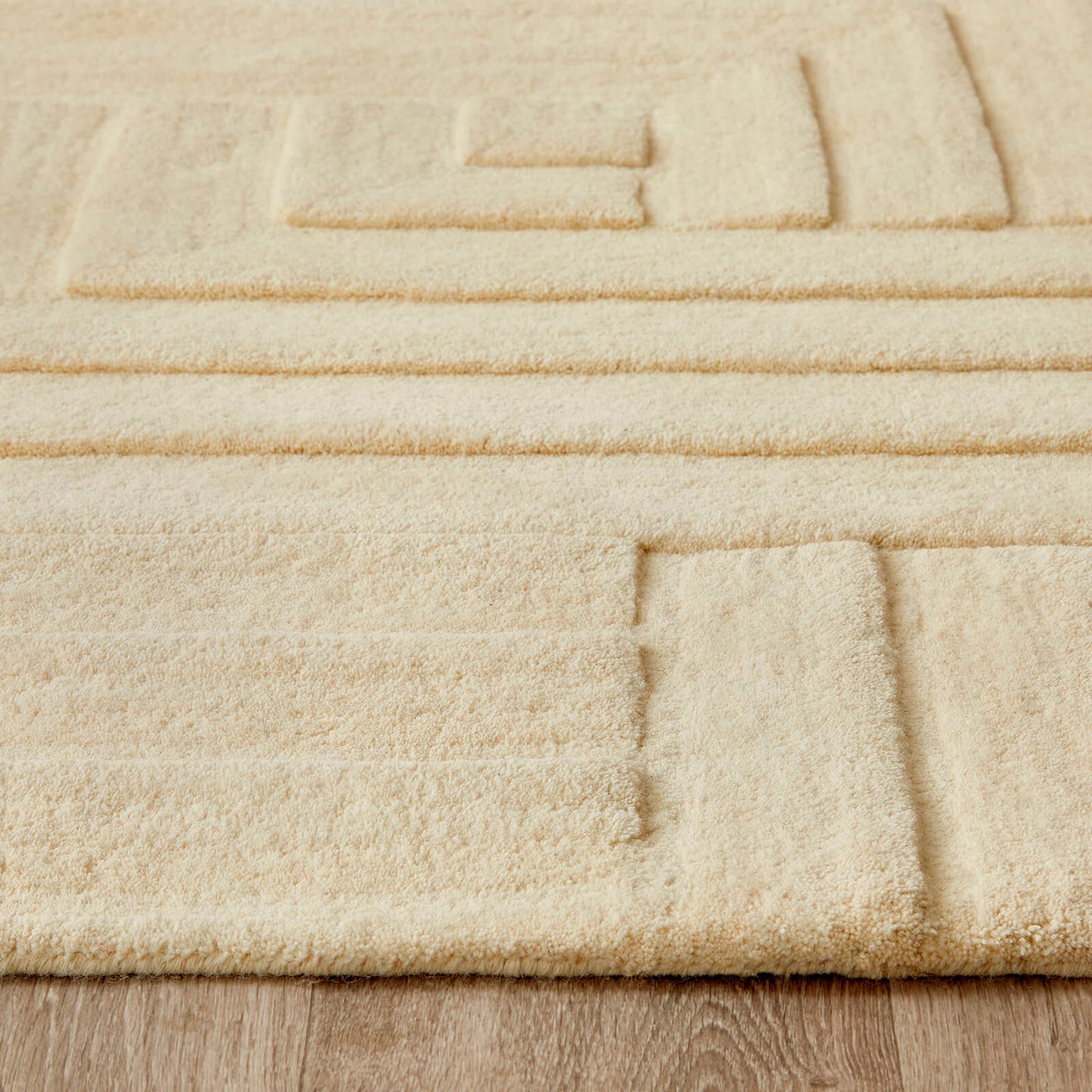 Maze White and Cream Modern Rugs