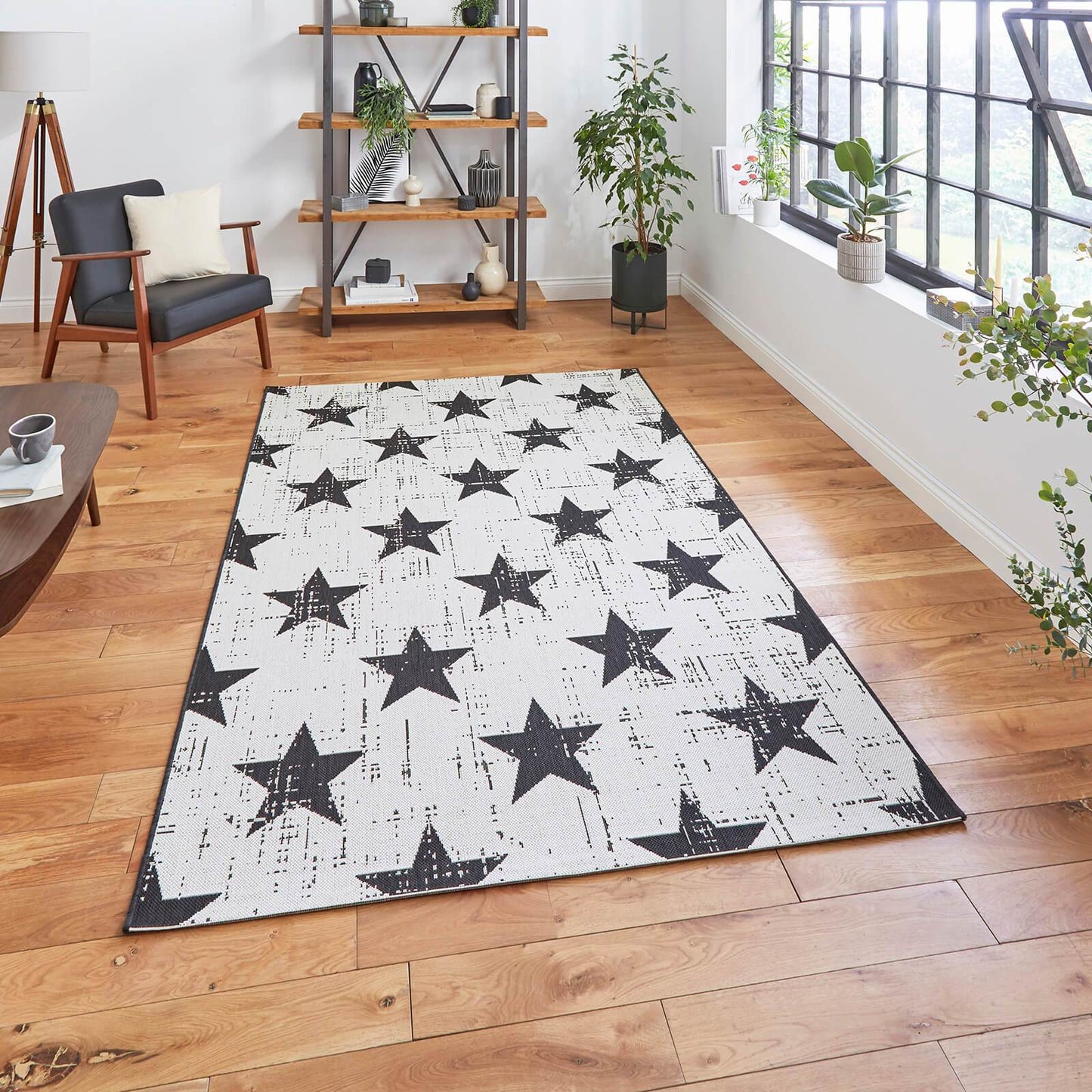 Think Rugs Santa Monica 48648 White / Black Rug