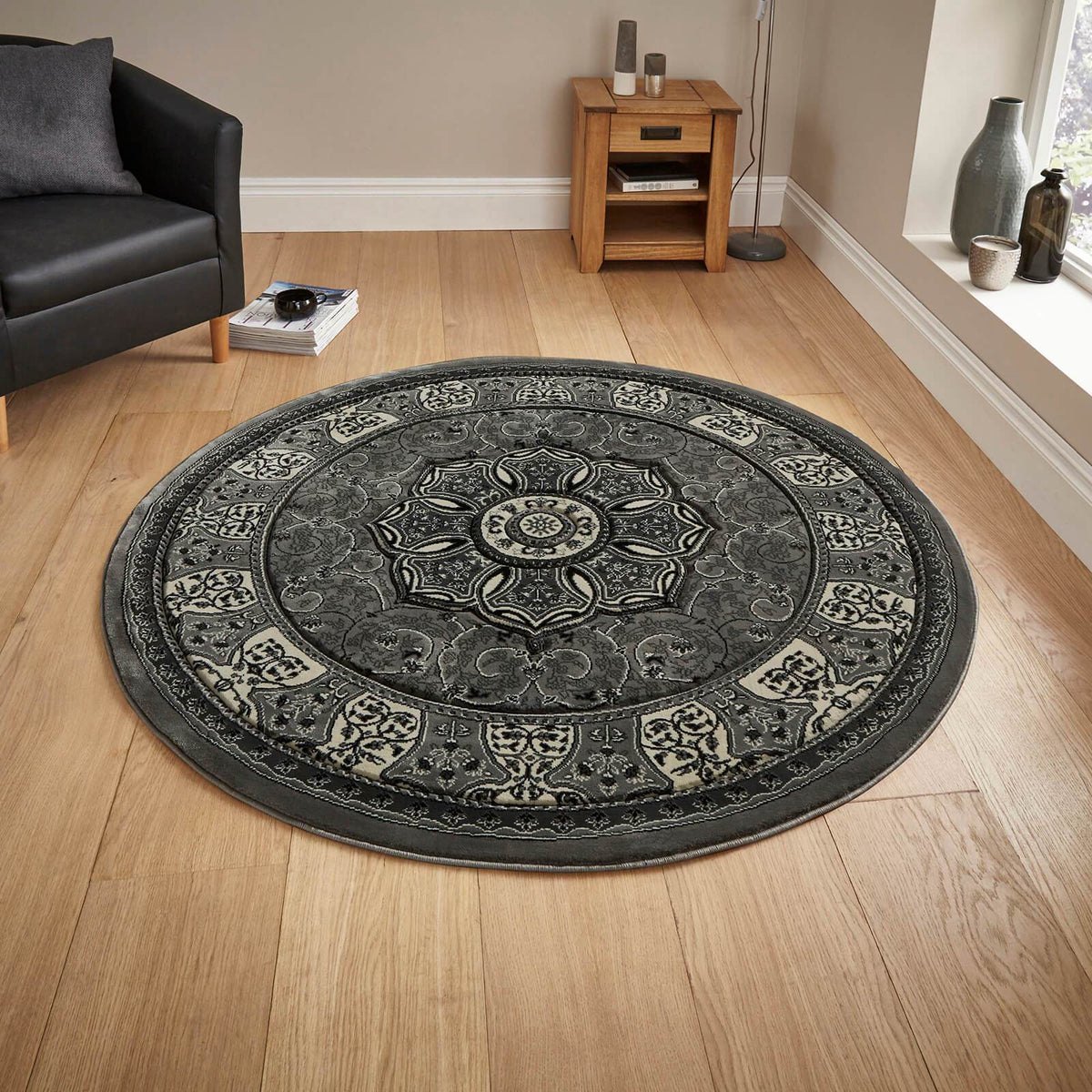 Think Rugs Heritage 4400 Silver Rug