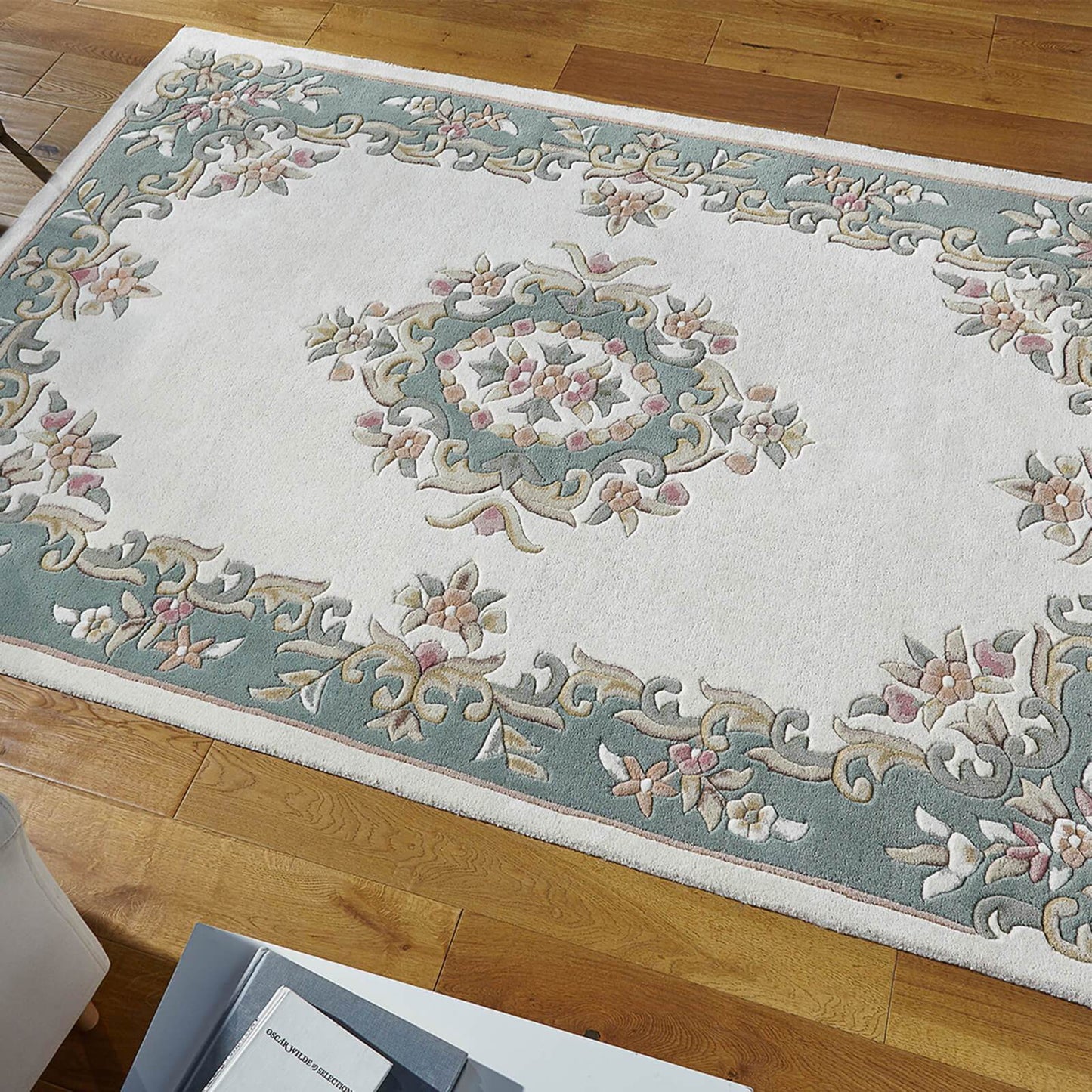 Oriental Weavers Royal Cream Green Rug