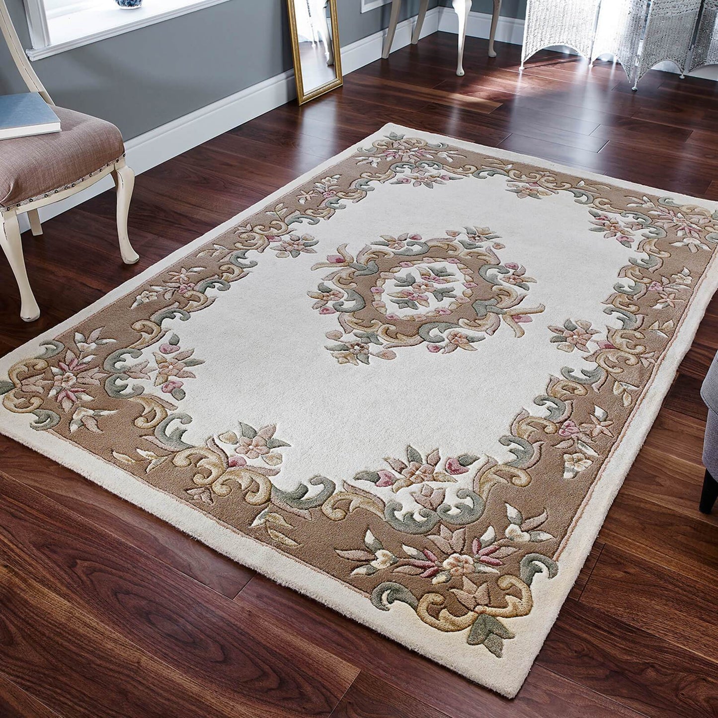 Oriental Weavers Royal Cream Beige Rug